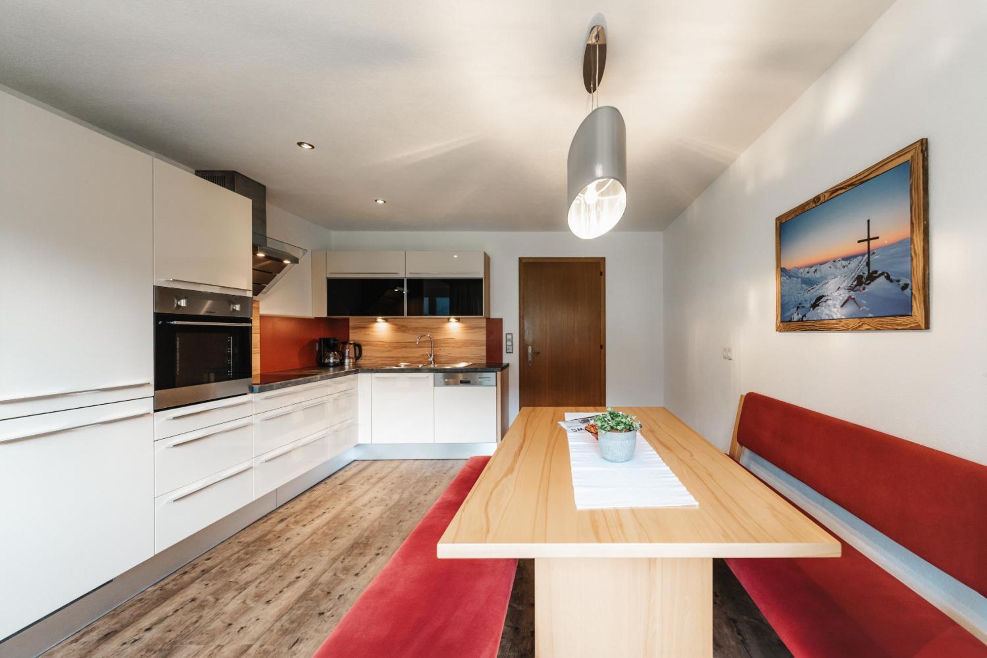 Alpenzeit Zillertal Apartments Цел ам Цилер Екстериор снимка