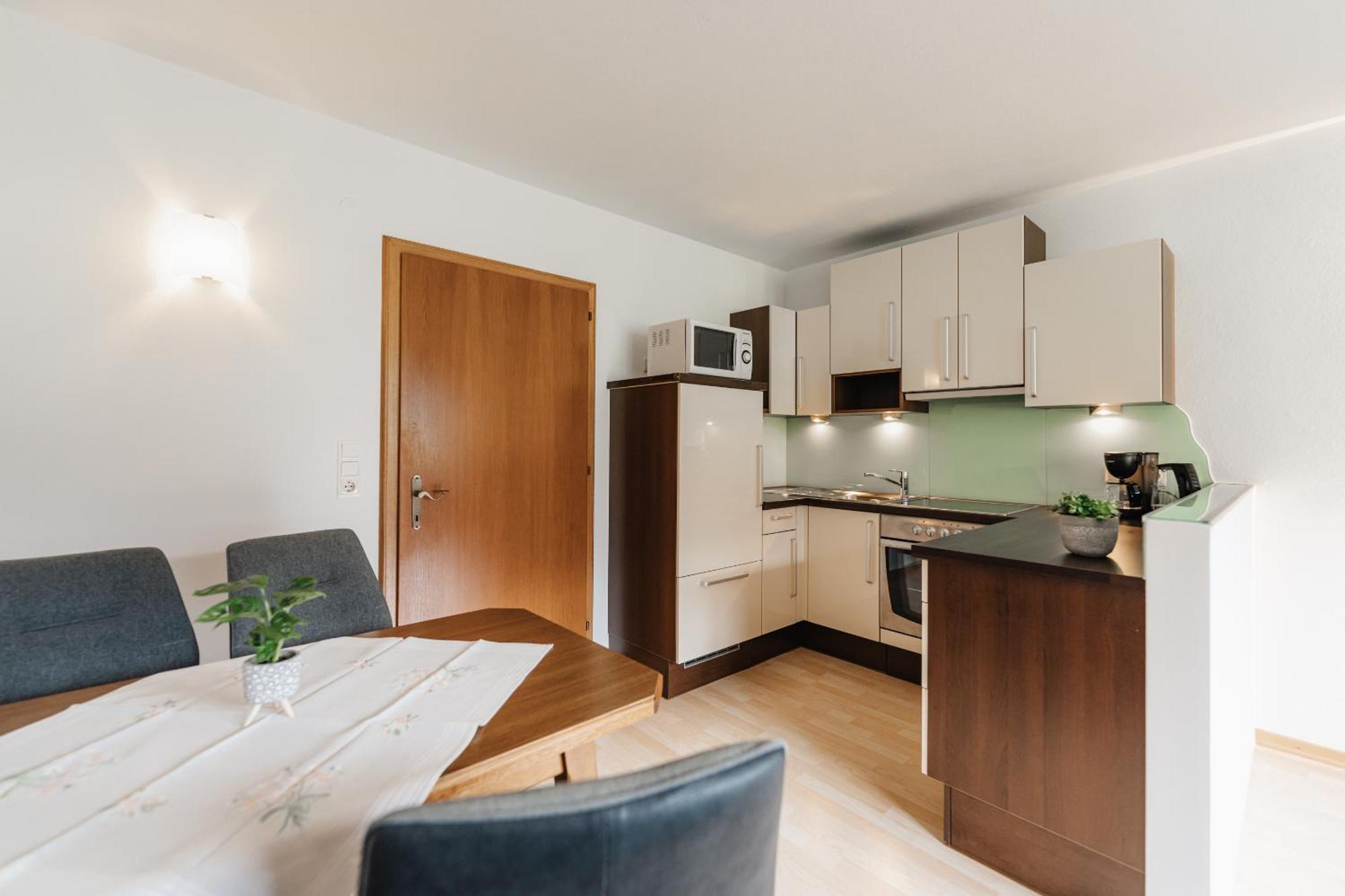 Alpenzeit Zillertal Apartments Цел ам Цилер Стая снимка