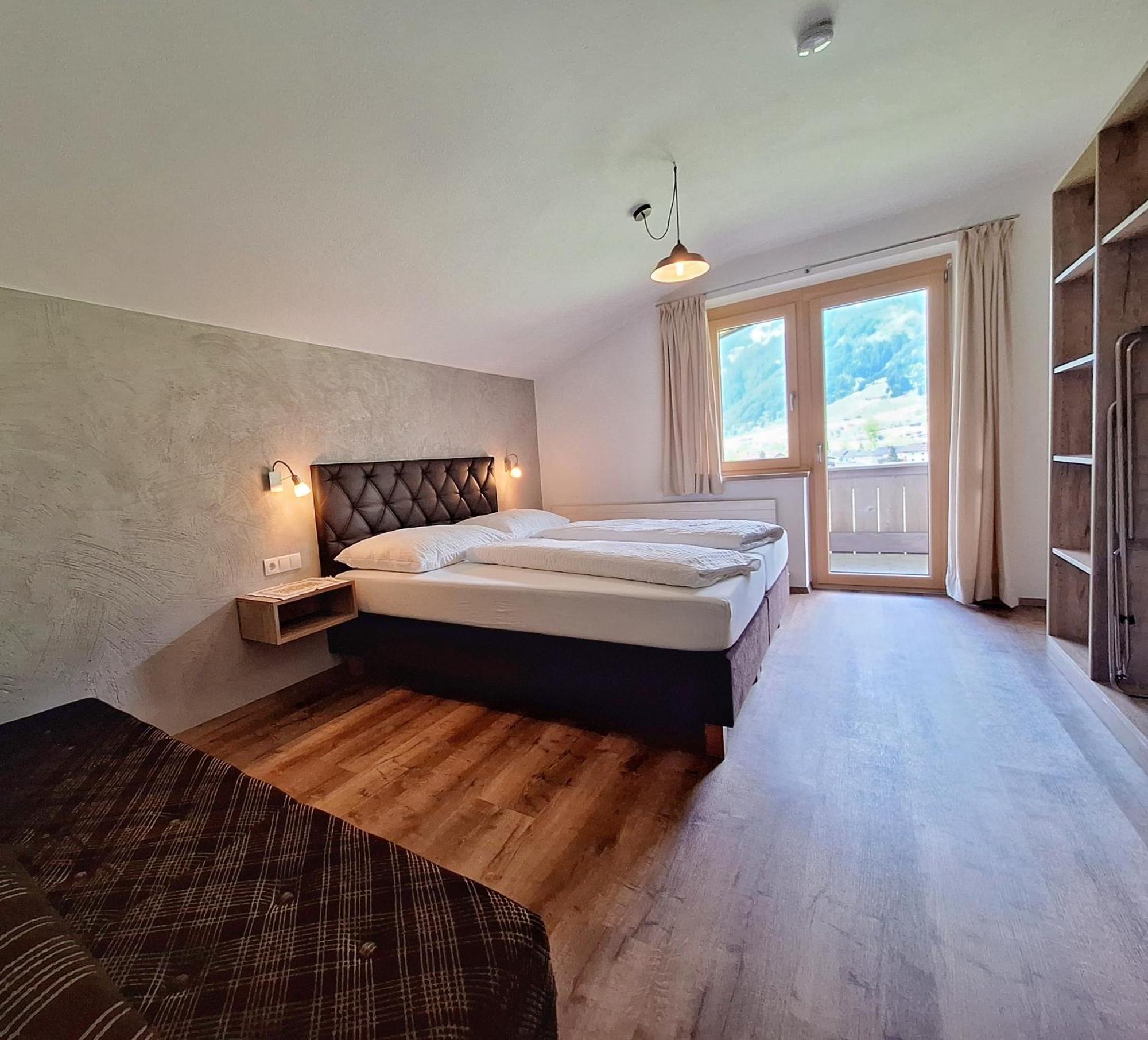 Alpenzeit Zillertal Apartments Цел ам Цилер Екстериор снимка